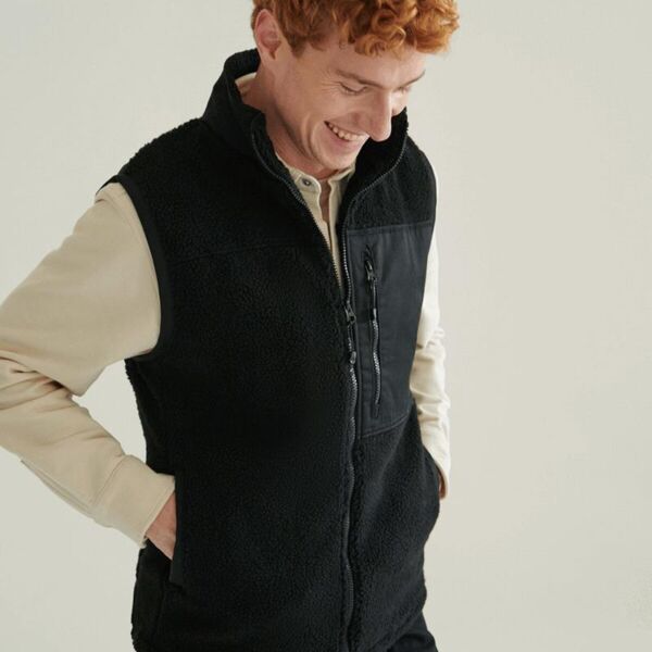 RECYCLED SHERPA GILET Thumbnail